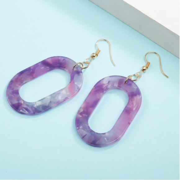 Oval Tortoise Shell Resin Dangle Earrings - Picture 3 of 6